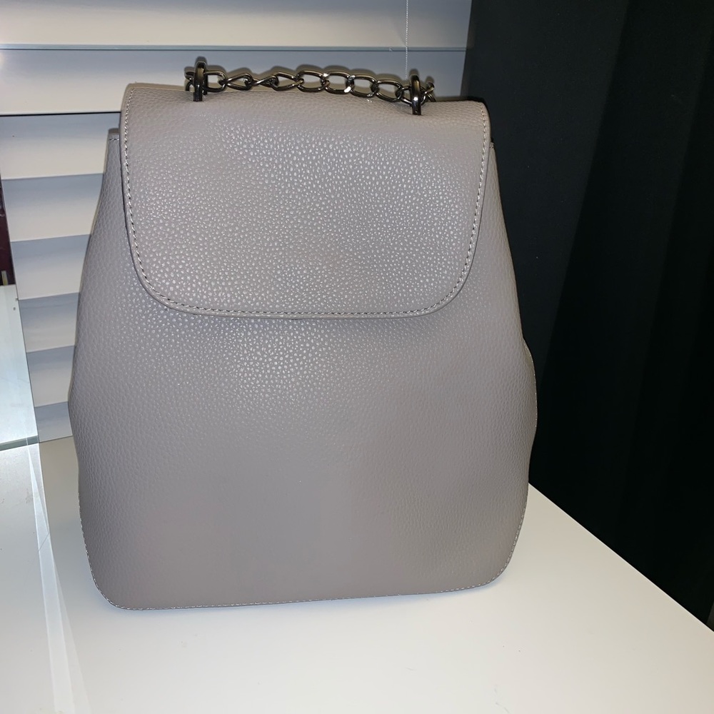 BRAND NEW GRAY CHAIN STRAP BACKPACK
